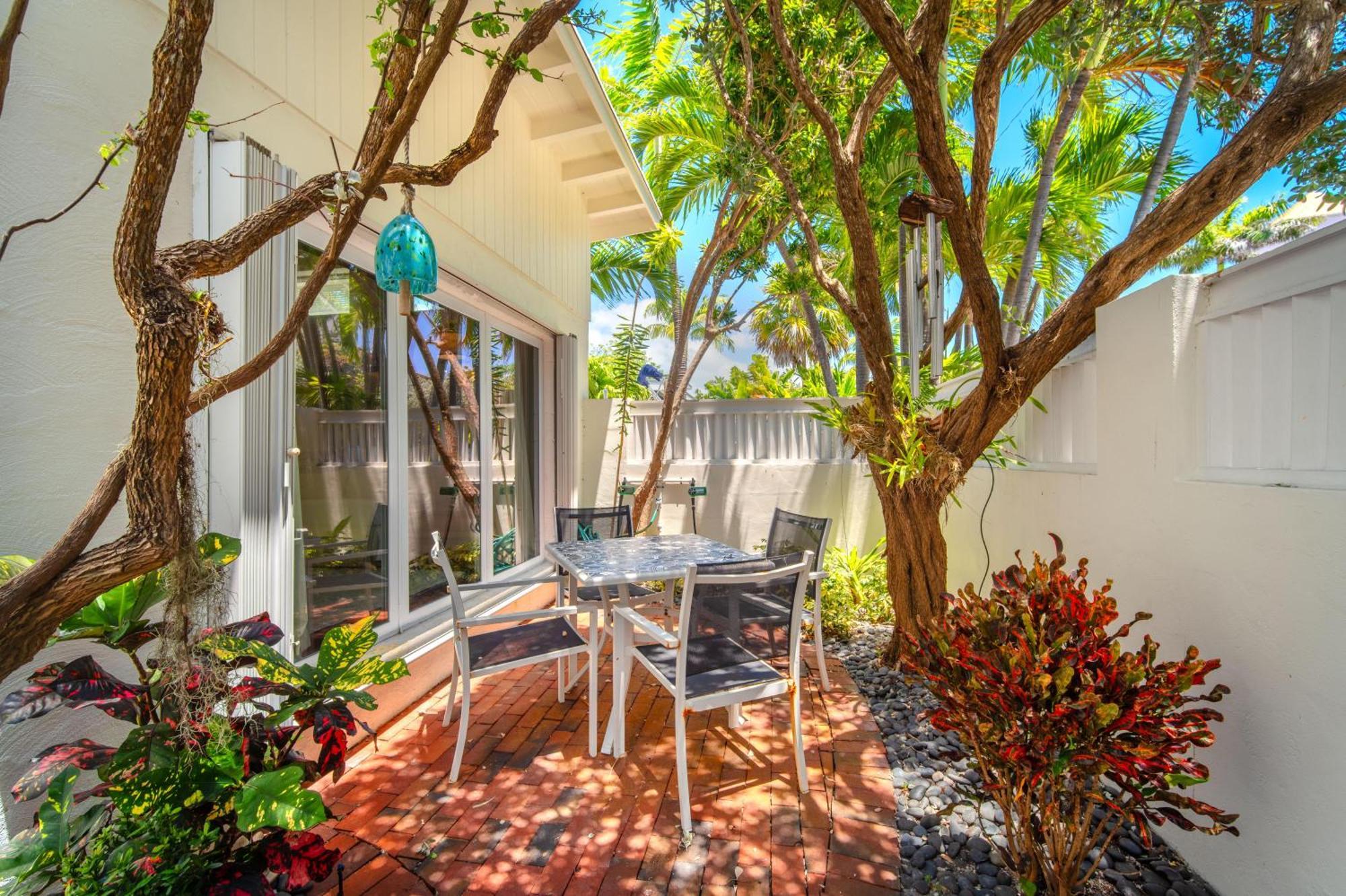 Atlantis House Main * Key West